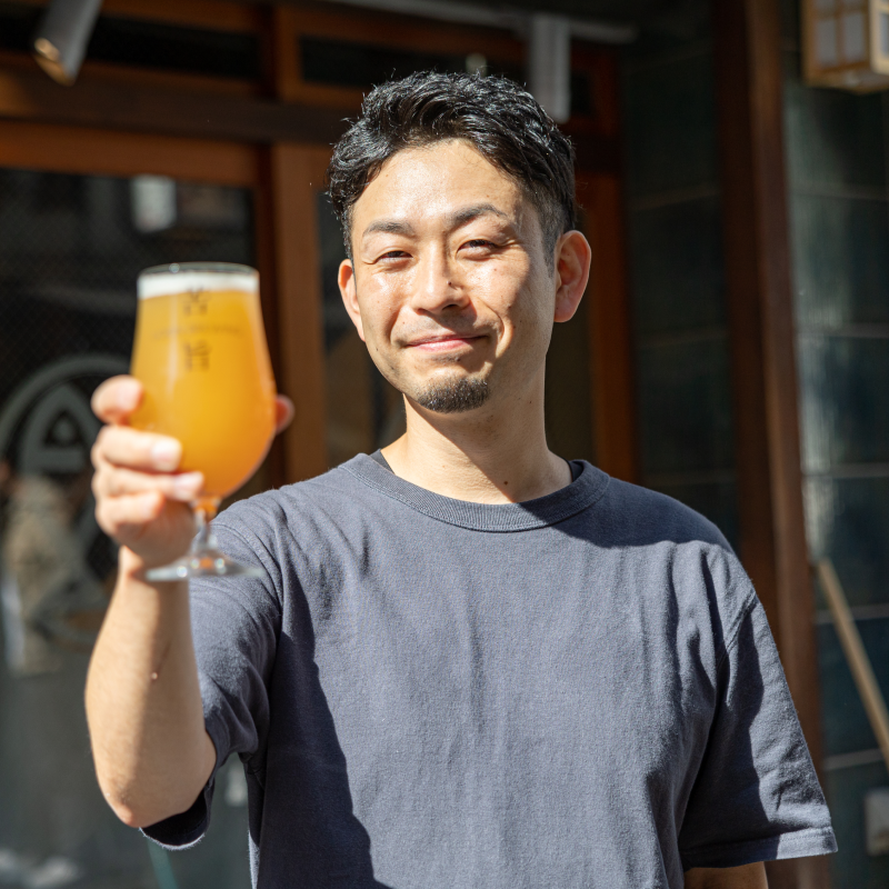 「渋谷のど真ん中で、お客さまの笑顔を増やし、心を豊かにできるビールを造っていきます。」